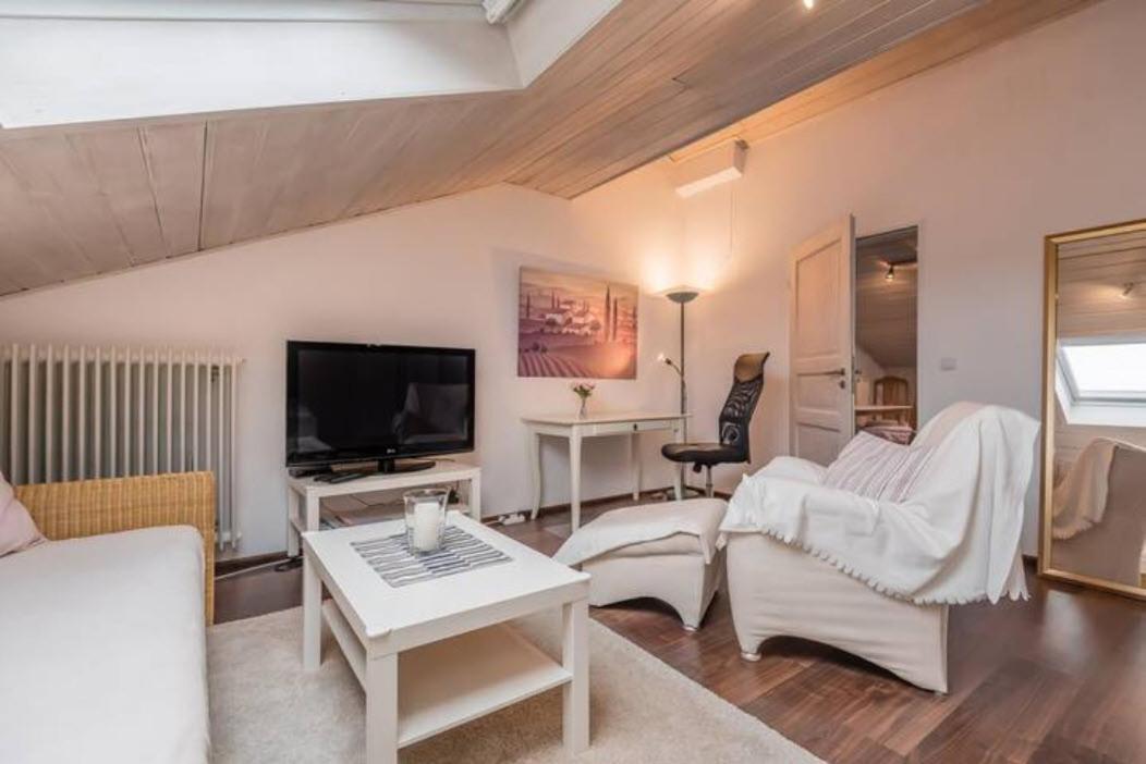 Modernes Apartment Zum Wohlfuehlen Kolbermoor Eksteriør billede
